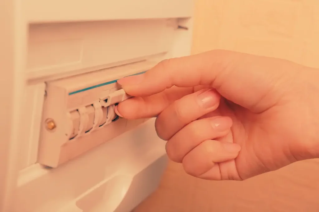 Turn off power